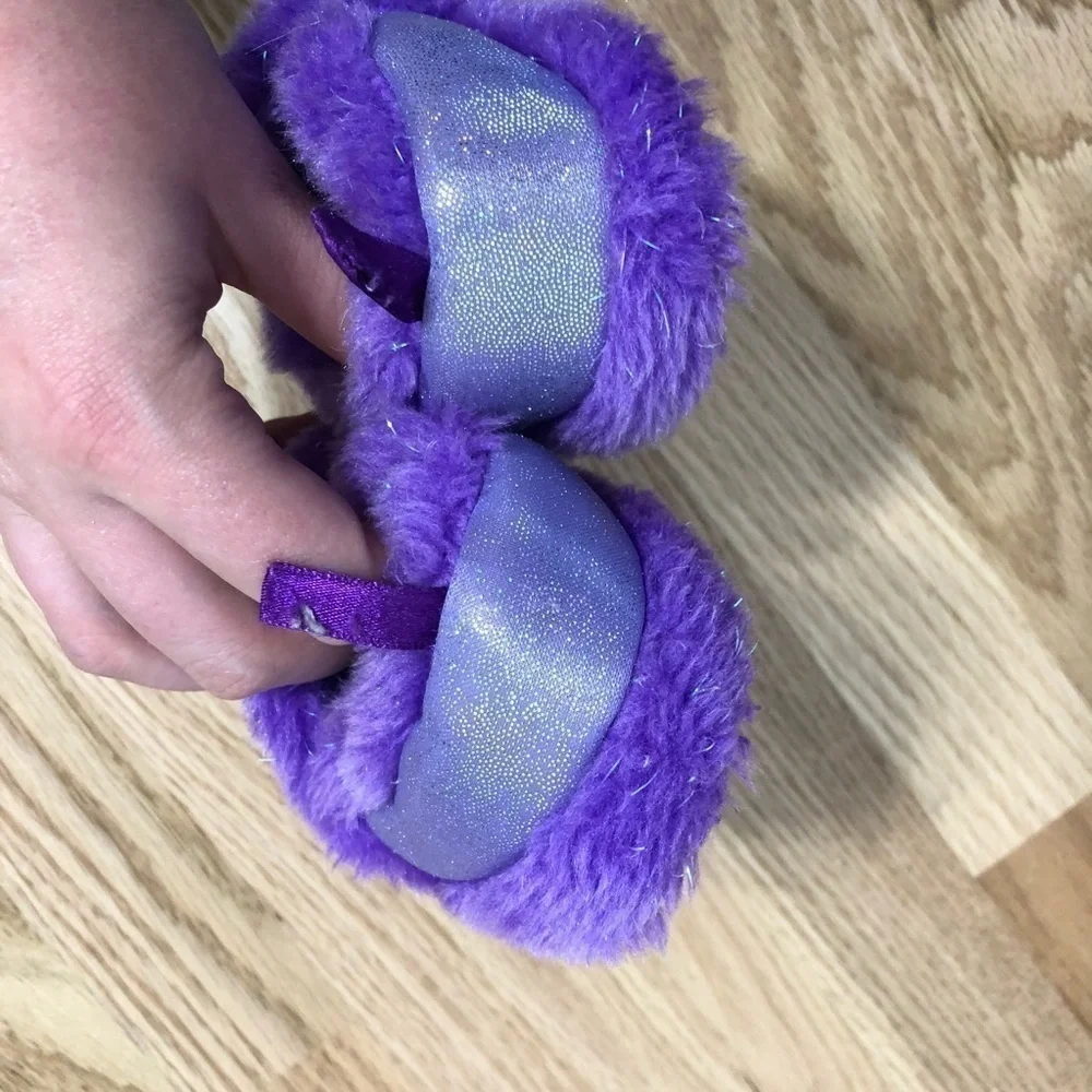 Sofia The First Purple Fuzzy Slippers 5-6C Disney